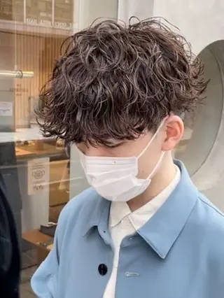 ショート カラー パーマ メンズ FOR Men`s hair所属・高橋 一樹のヘアスタイル