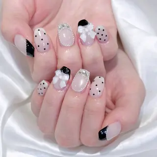 ネイル Kanon 🤍のネイルデザイン