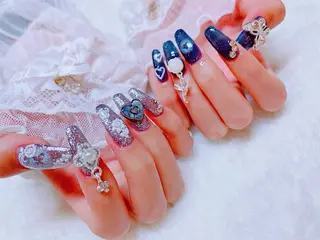 ネイル Makana Mana所属・Makana Manaのネイルデザイン