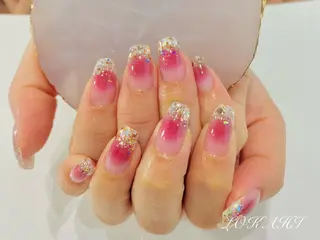 ロング ネイル マツエク・マツパ アイブロウ 13日3980円‼️ マグもデザインも◎のネイルデザイン