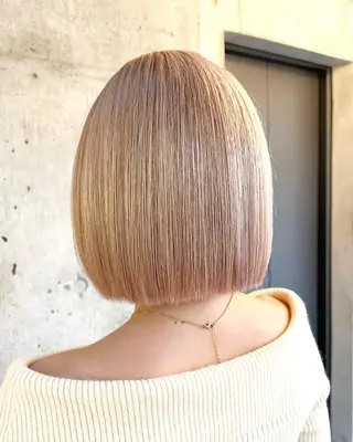 セミロング カラー 🌷横浜/レイヤー /艶カラー🌷のヘアスタイル