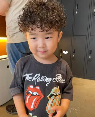 キッズ パーマ/レイヤー カットmito⭐︎のヘアスタイル