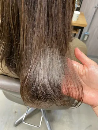 ミディアム カラー GiseL アンリのヘアスタイル