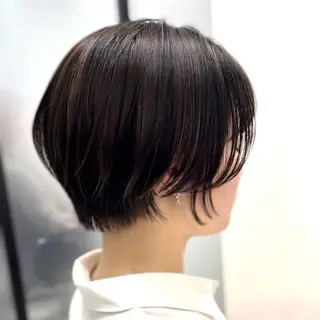 ショート ショートヘア、ボブ こやさん　コヤマのヘアスタイル