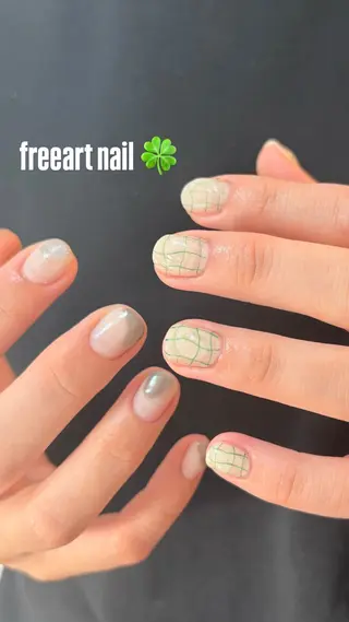 ネイル she saw me / shokoのネイルデザイン