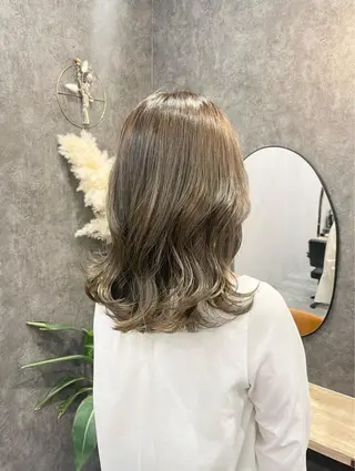 ミディアム カラー いなみね はるきのヘアスタイル