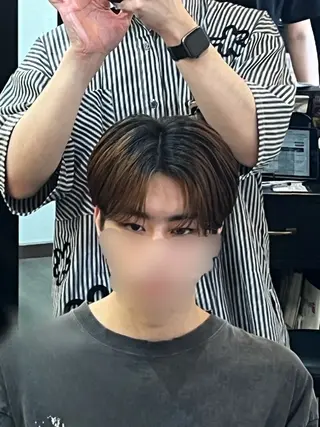 ショート パーマ メンズ 韓国風メンズ/毛流れ ヘアなら須田龍世のヘアスタイル