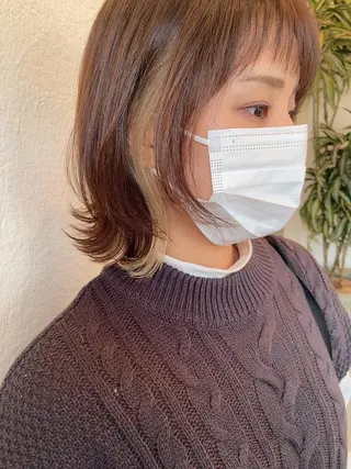 ミディアム カラー 入江 志穂のヘアスタイル