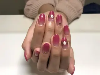 ネイル Dynamoon所属・吉田 芹菜のネイルデザイン