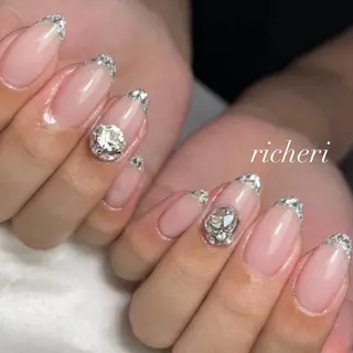 ミディアム ネイル richeri beautyのネイルデザイン