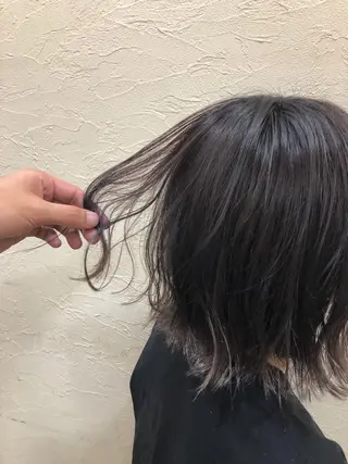 ショート カラー ENIF ヤマグチアツコのヘアスタイル