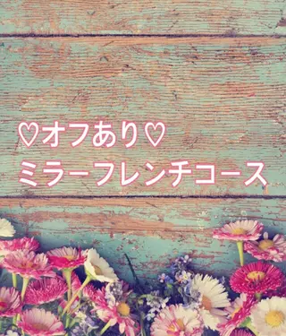 ネイル 岡本 友恵のネイルデザイン