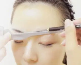 アイブロウ ビアンカ武蔵小金井 ほしののネイルデザイン