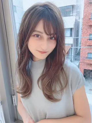 ロング カラー ヘアアレンジ 【公式】amble luxe池袋東口🩷のヘアスタイル