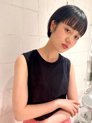 ショート レイヤーカット/ パーマ/鎌田実奈歩のヘアスタイル