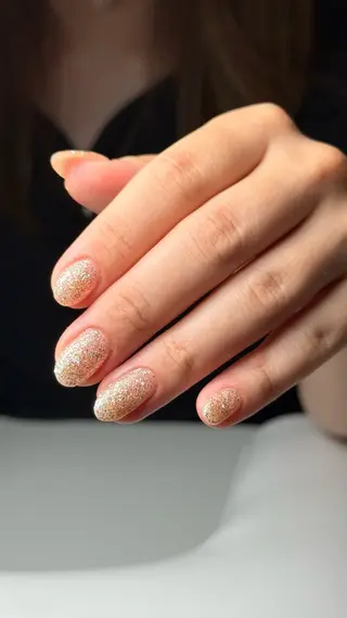 ネイル 青木 みあの眉毛・アイブロウイメージ