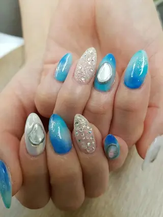 ネイル 河野ちえ (雑誌掲載サロン)のネイルデザイン