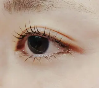 マツエク・マツパ Aglaia🌸 DENのネイルデザイン