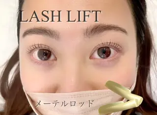 マツエク・マツパ eyeslon　PURE所属・pure 白崎のマツエク・マツパデザイン