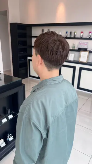 メンズ 近藤 愛のヘアスタイル