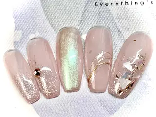 ネイル 加藤 恵のネイルデザイン