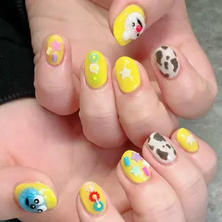 ネイル haleyume所属・shino🌟 痛ネイルのネイルデザイン