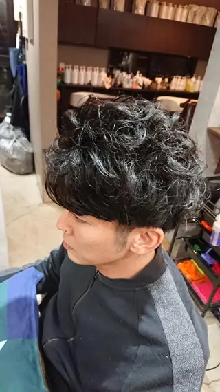 メンズ パーマ 浅野  勇貴のヘアスタイル