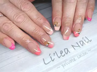 ネイル Li'leaNail AINAのネイルデザイン