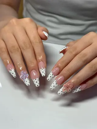 ネイル WOLTOKYO渋谷 yunaのネイルデザイン