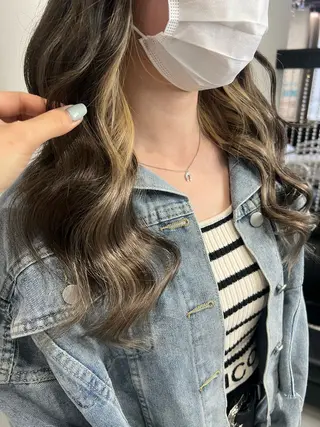 ロング YUDU🍊 germe/ジェルムのヘアスタイル