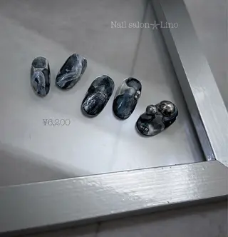 ネイル 小島 悠子のネイルデザイン