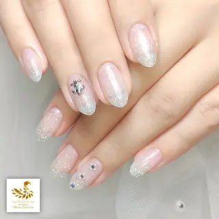 ネイル 完全予約制個室サロン Abundancesのネイルデザイン