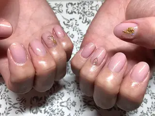 ネイル 髙城 亜紀のネイルデザイン