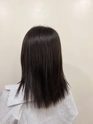 セミロング カラー シアン　橋本店所属・SHIAN 橋本 Daikiのヘアスタイル