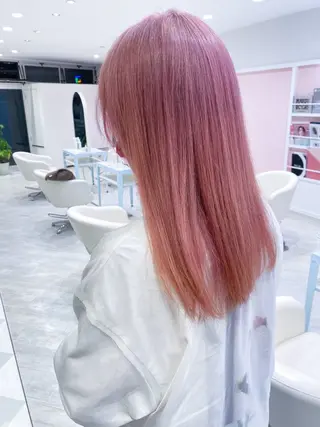 ロング SOU/エクステ /ダブルカラーのヘアスタイル