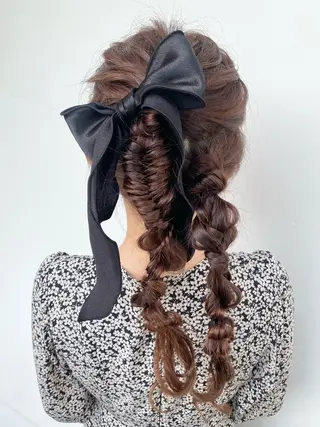 ヘアアレンジ 艶ピンク*ヘアセット 🌙shioriのヘアスタイル