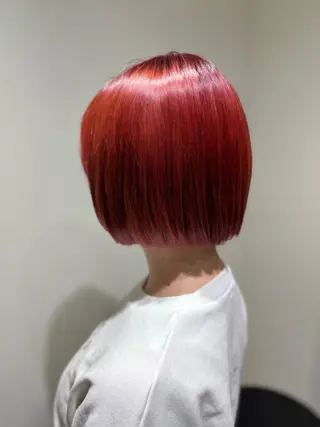 ショート カラー ducha所属・DUCHA Tomida naoのヘアスタイル
