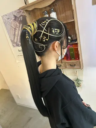 ロング ヘアアレンジ AVANCE.なかもず所属・砂野 真璃奈のヘアスタイル