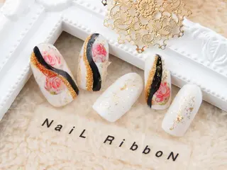 ネイル ネイルリボン 受付スタッフのネイルデザイン