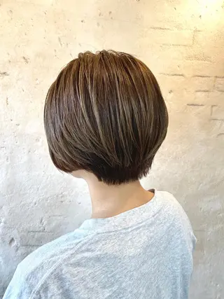ショート カラー umber royce所属・SEKIMOTO IBUKIのヘアスタイル