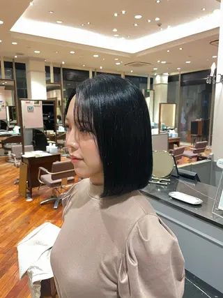 ショート 大阪梅田 稲葉利也斗のヘアスタイル