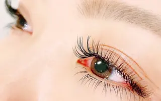 マツエク・マツパ Feaure巨勢町店所属・EGUCHI Rのマツエク・マツパデザイン