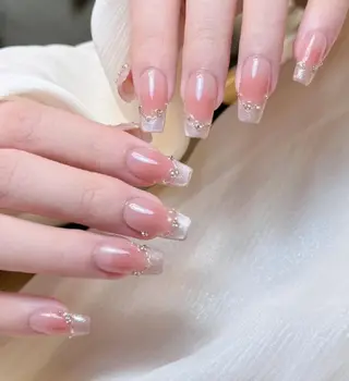 ネイル RAFFINE haru🦋🩵のネイルデザイン