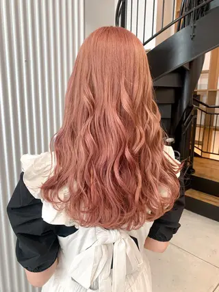 ロング カラー ヘアアレンジ yuka .のヘアスタイル