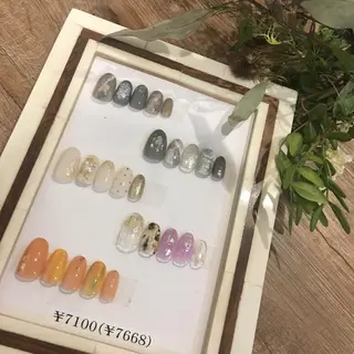 ネイル leaaloha byBROWN HAIR所属・レアアロハ宇都宮 /ネイル.メンズ脱毛のネイルデザイン