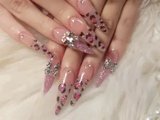 ネイル Hanaai 新大久保店　あすかのネイルデザイン