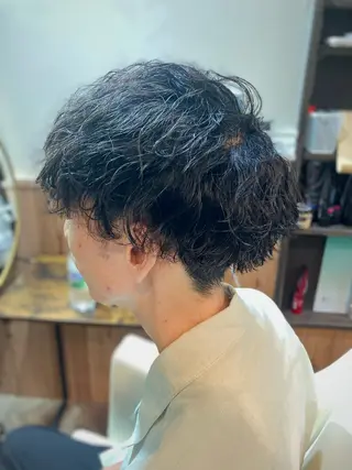 ショート パーマ HAIR BASE ZAWAWA所属・レイヤー/ブリーチ｜ 特殊パーマ/赤澤のヘアスタイル