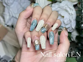 ネイル E.N🦋 長さ出し/持ち込みのネイルデザイン