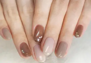 ネイル ゲン レイカのネイルデザイン