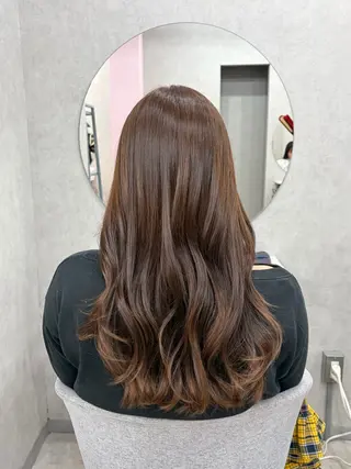 ロング カラー 倉澤 愛理のヘアスタイル